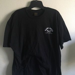 Dark seas graphic tee